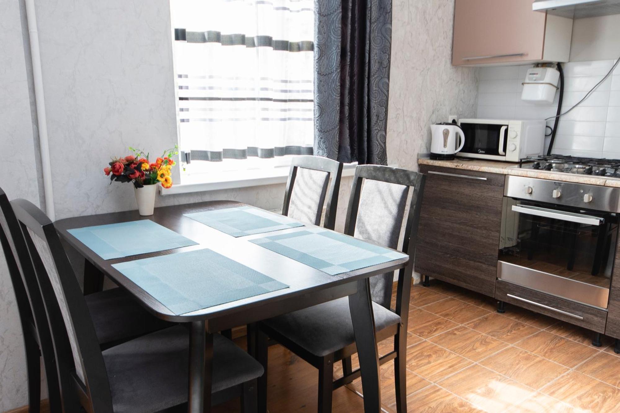 Comfortable Apartment In The Golden Square. 阿拉木图 外观 照片
