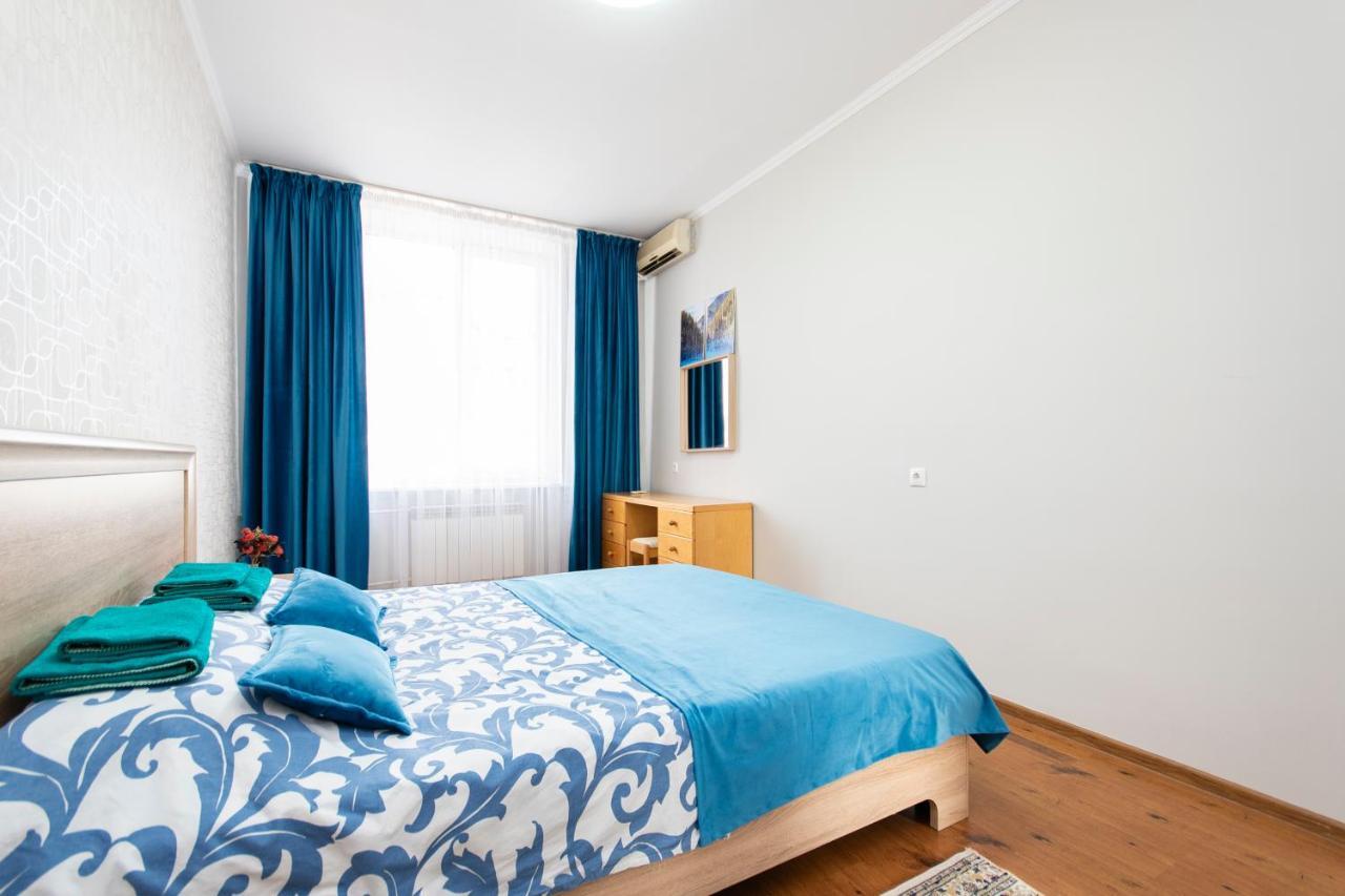 Comfortable Apartment In The Golden Square. 阿拉木图 外观 照片