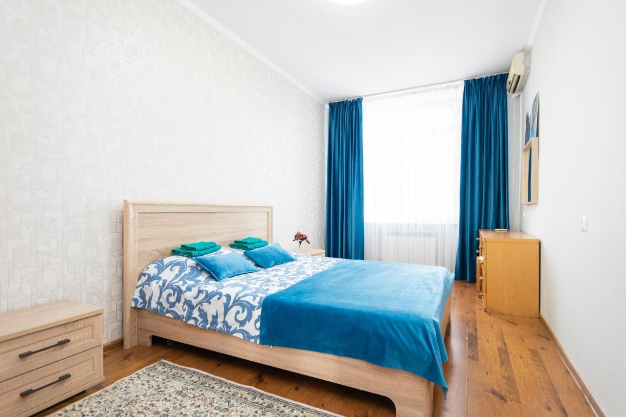 Comfortable Apartment In The Golden Square. 阿拉木图 外观 照片