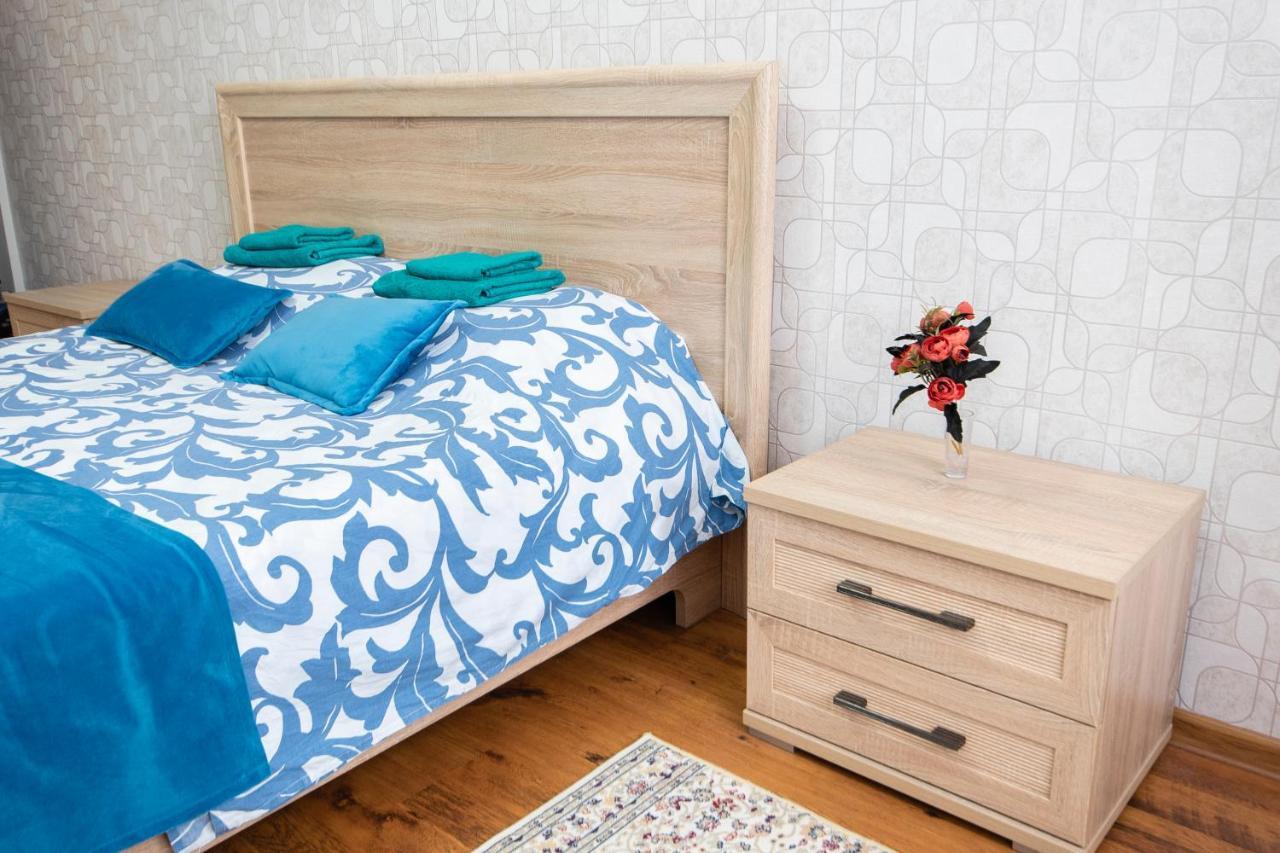 Comfortable Apartment In The Golden Square. 阿拉木图 外观 照片